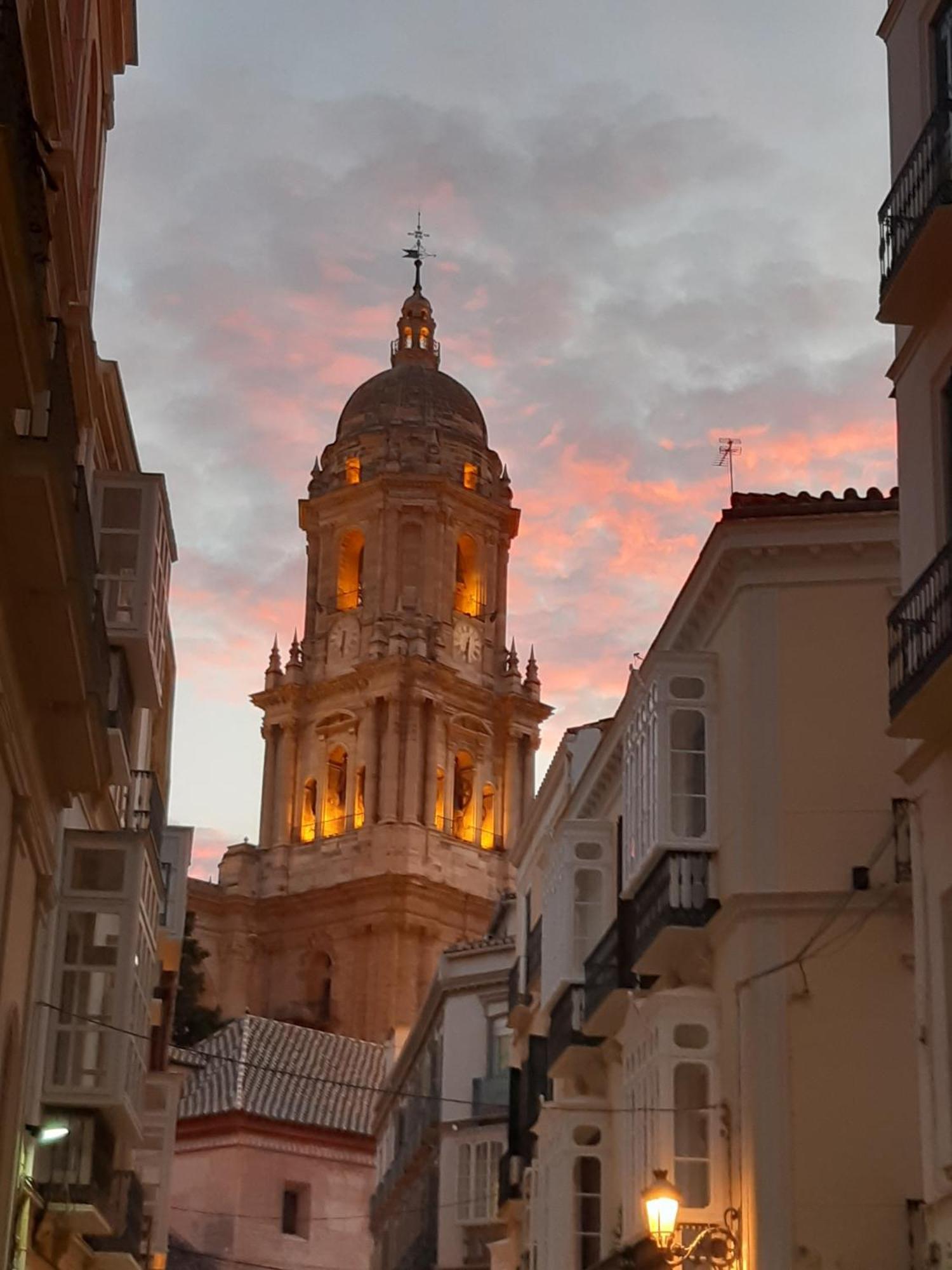 Shanti'S Andalusian Rooms Malaga Exterior photo
